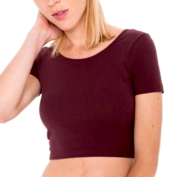 Crop top - Picture 1 of 2
